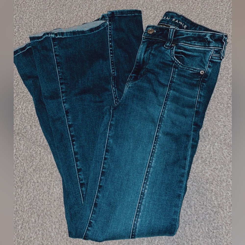 American Eagle Flared jeans